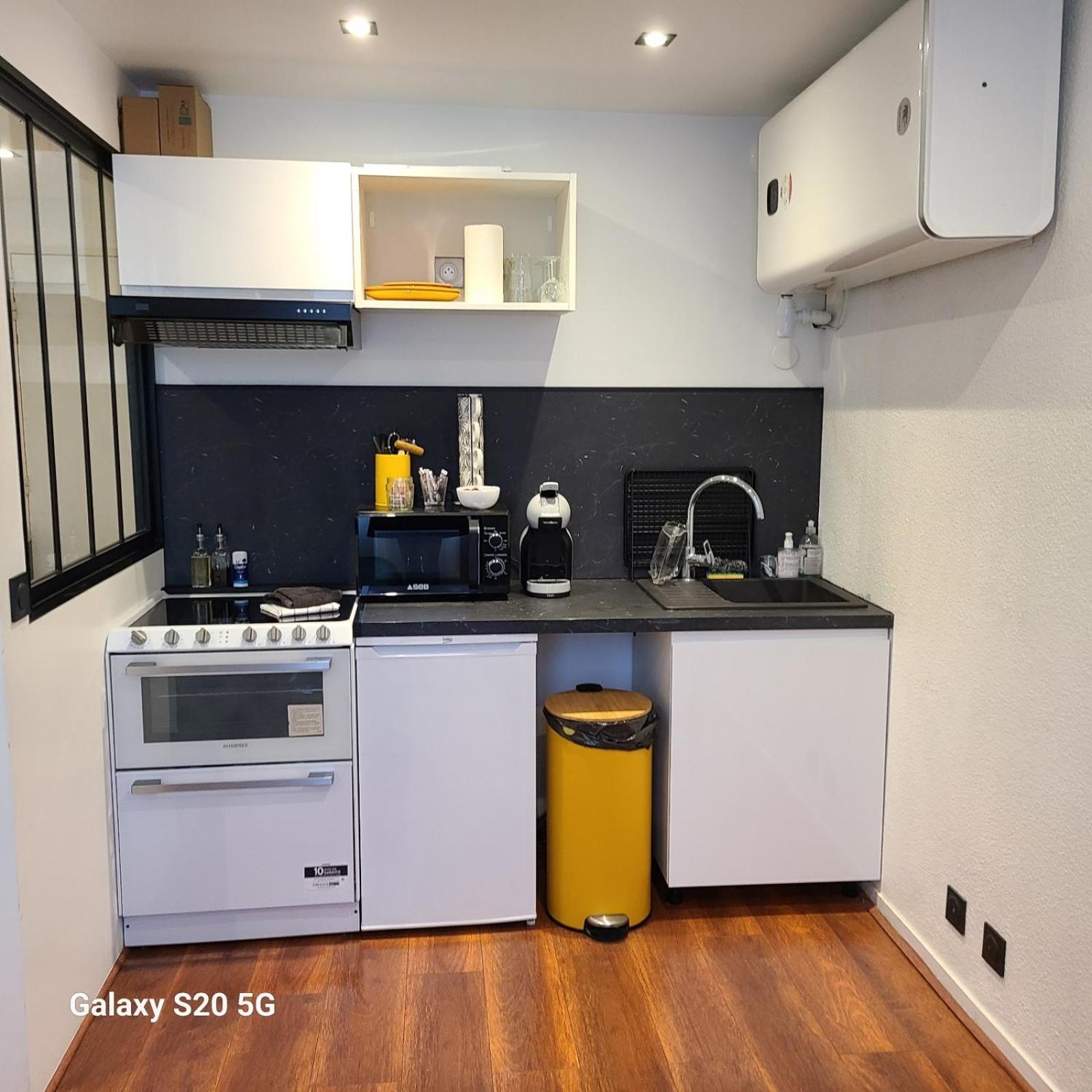 Studio Tendance - Chambery Luaran gambar